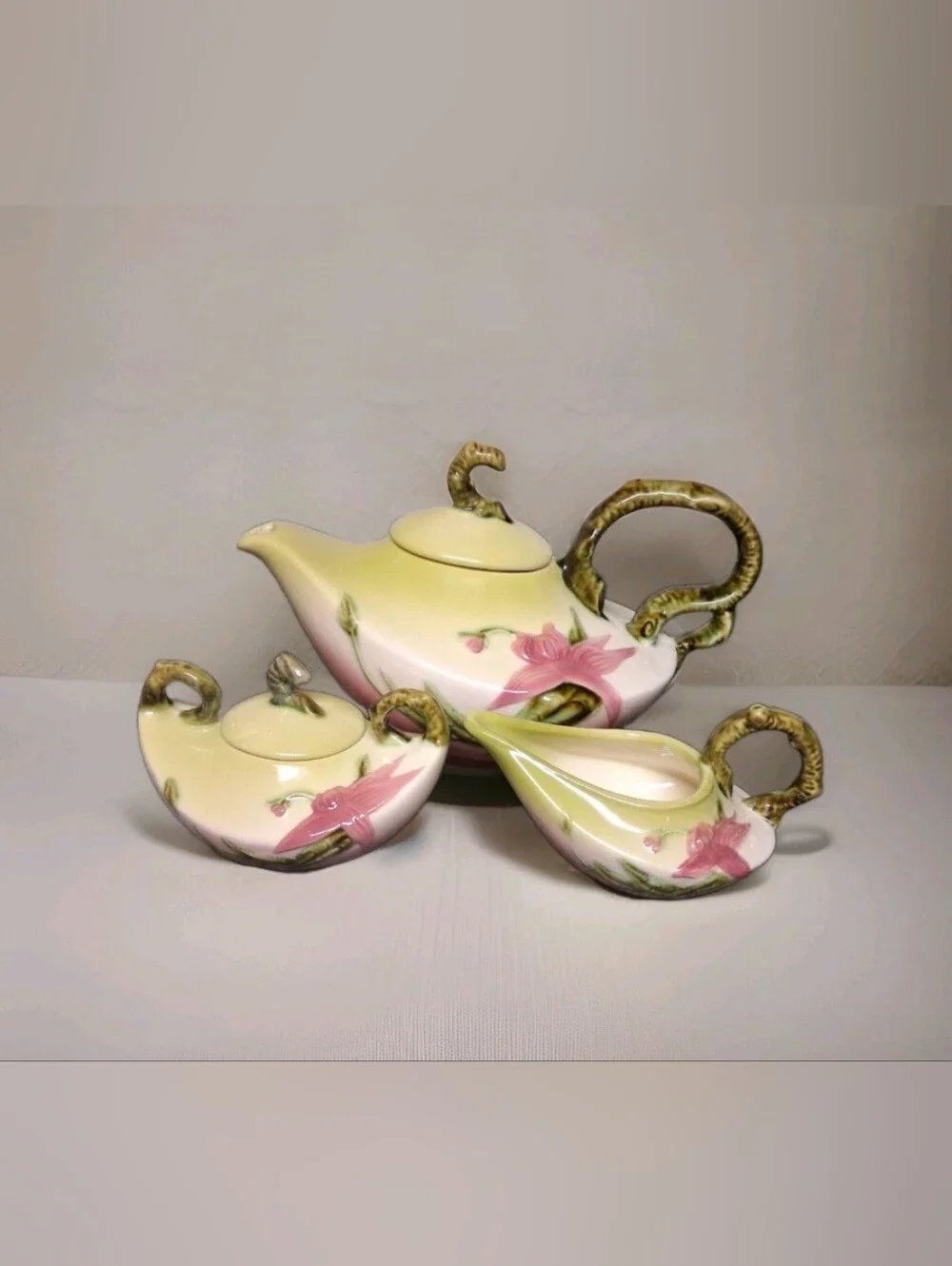 Vintage Hull Pottery Woodland Teapot Sugar Creamer Tea Set Green W26, W27, W28